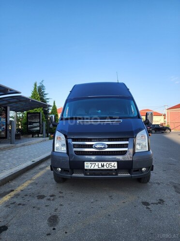 Ford Transit 2010, 246,000 km - 2.4 l - Quba