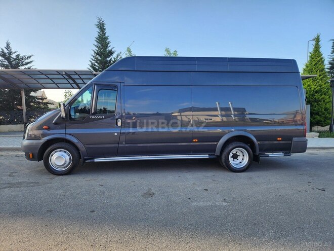 Ford Transit 2010, 246,000 km - 2.4 l - Quba