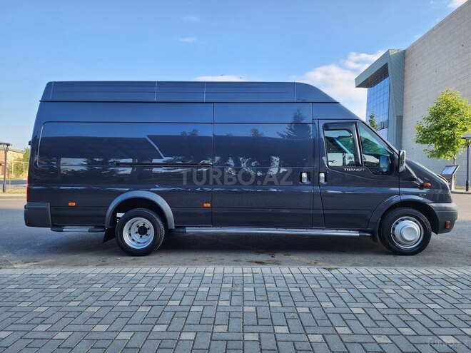Ford Transit 2010, 246,000 km - 2.4 l - Quba