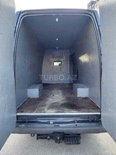 Ford Transit 2010, 246,000 km - 2.4 l - Quba