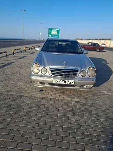 Mercedes E 280 2000, 337,000 km - 2.8 l - Bakı