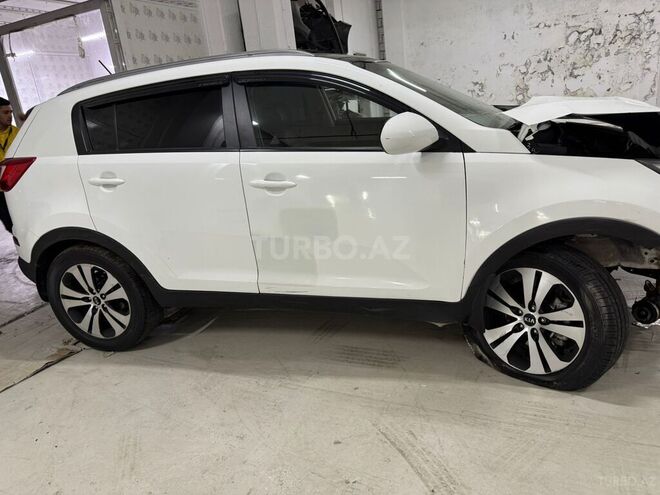Kia Sportage 2012, 127,000 km - 2.0 l - Bakı