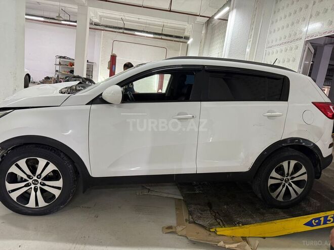 Kia Sportage 2012, 127,000 km - 2.0 l - Bakı