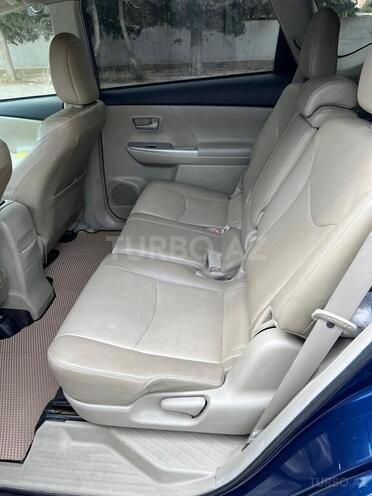Toyota Prius V 2012, 296,000 km - 1.8 l - Bakı