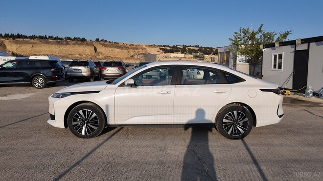 Changan Qiyuan A05 2025, 0 km - 1.5 л - Bakı