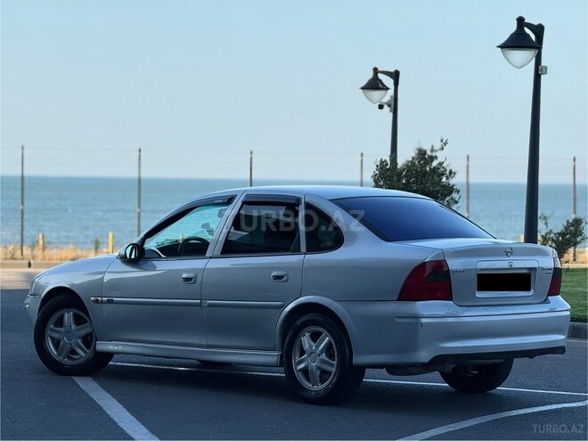 Opel Vectra 2000, 250,000 km - 1.8 l - Bakı