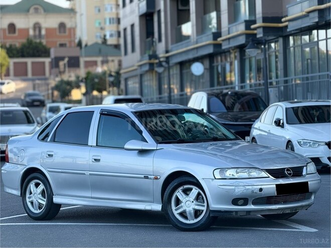 Opel Vectra 2000, 250,000 km - 1.8 l - Bakı