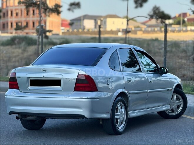 Opel Vectra 2000, 250,000 km - 1.8 l - Bakı