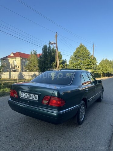 Mercedes E 230 1996, 326,444 km - 2.3 l - Masallı