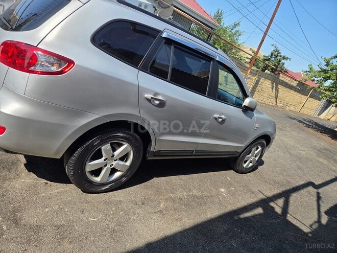 Hyundai Santa Fe-11