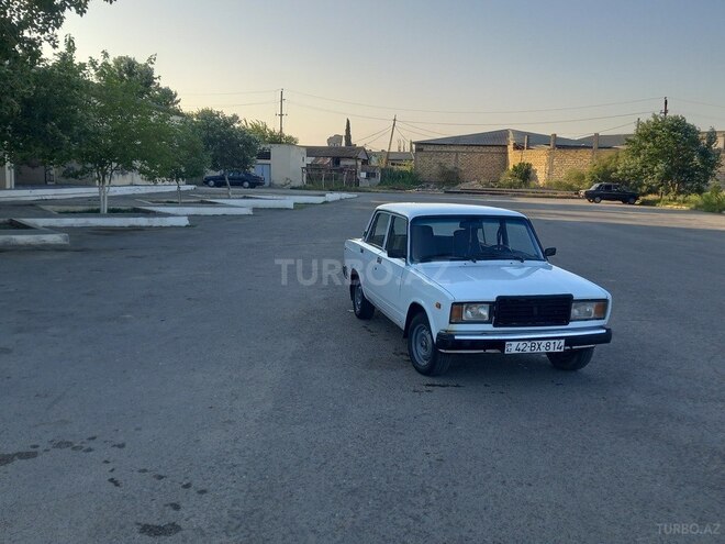 LADA (VAZ) 2107 1991, 85,000 km - 1.6 l - Şirvan