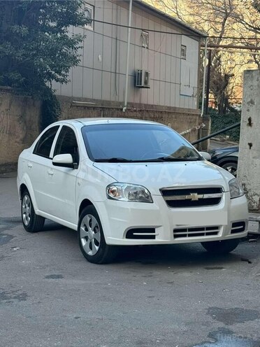 Chevrolet Aveo-1