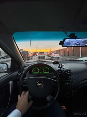 Chevrolet Aveo-9