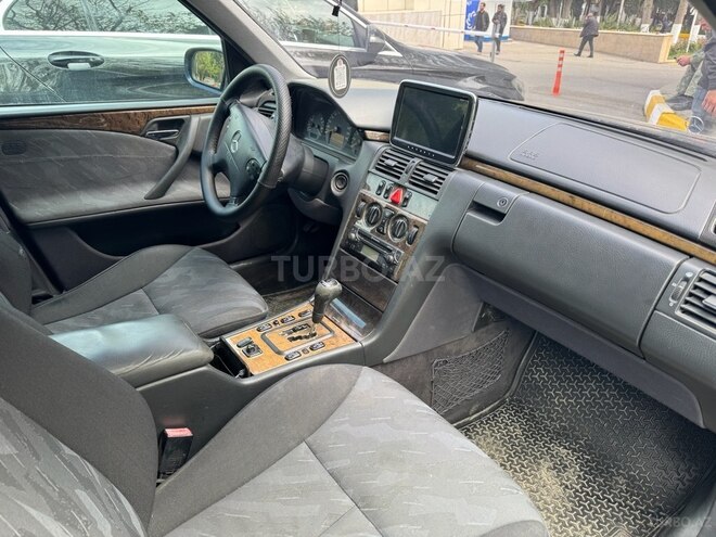 Mercedes E 220 d 1998, 333,000 km - 2.2 l - Bakı