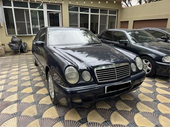 Mercedes E 220 d 1998, 333,000 km - 2.2 l - Bakı