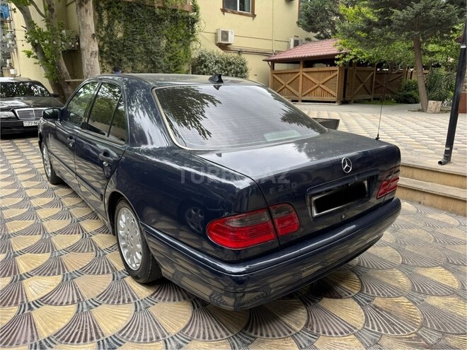 Mercedes E 220 d 1998, 333,000 km - 2.2 l - Bakı
