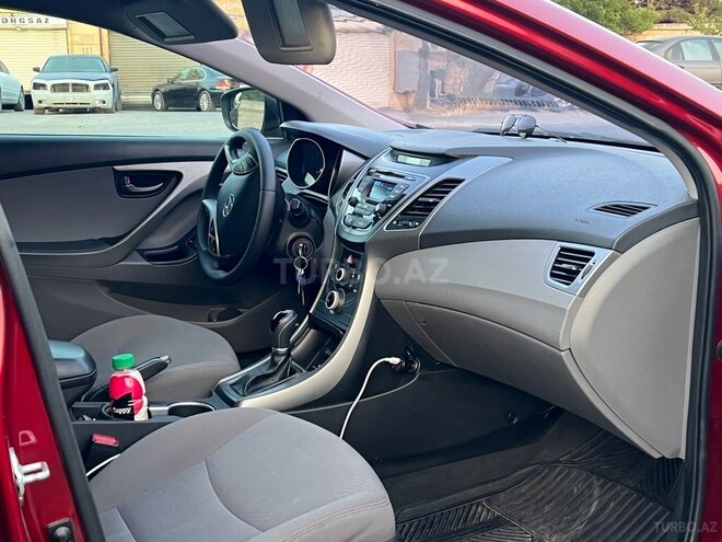 Hyundai Elantra 2015, 123,000 km - 1.8 l - Bakı