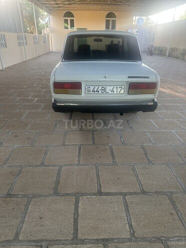 LADA (VAZ) 2107 1998, 95,000 km - 1.6 l - Salyan