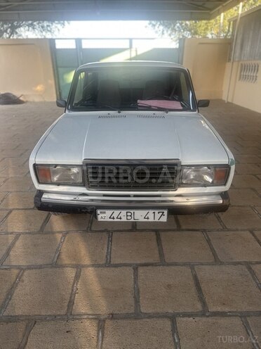 LADA (VAZ) 2107 1998, 95,000 km - 1.6 l - Salyan