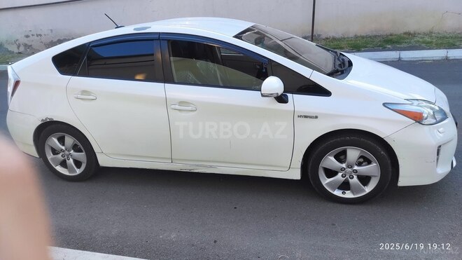 Toyota Prius 2010, 426,100 km - 1.8 л - Gəncə