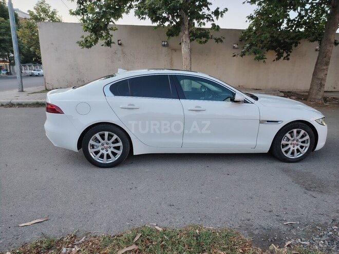Jaguar XE 2016, 212,000 km - 2.0 l - Gəncə