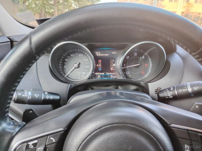 Jaguar XE 2016, 212,000 km - 2.0 l - Gəncə