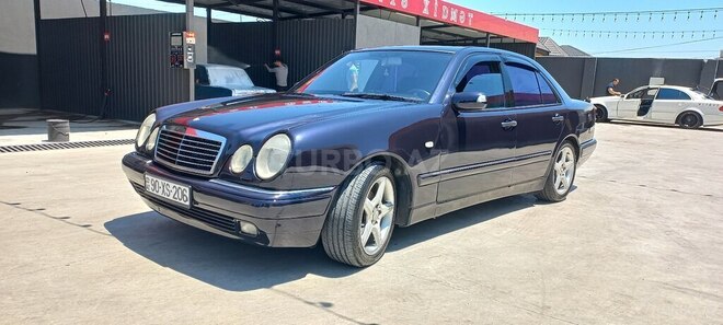 Mercedes E 240 1998, 200,000 km - 2.4 l - Şəmkir