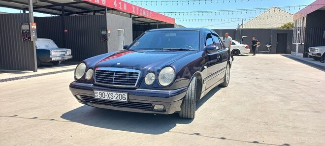 Mercedes E 240 1998, 200,000 km - 2.4 l - Şəmkir