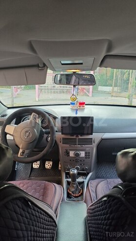 Opel Astra 2006, 286,000 km - 1.4 l - Mingəçevir