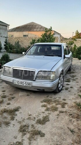 Mercedes E 220 1993, 526,000 km - 2.2 л - Bakı