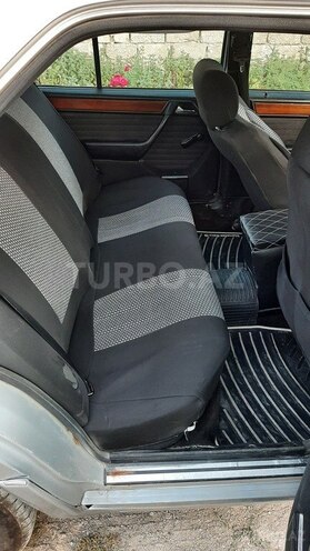Mercedes E 220 1993, 526,000 km - 2.2 л - Bakı