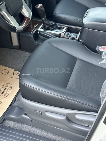 Toyota Land Cruiser Prado 2013, 148,000 km - 2.7 л - Bakı