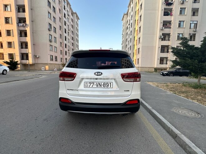 Kia Sorento-15