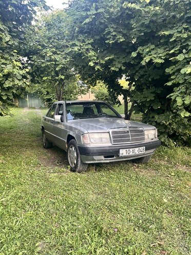 Mercedes 190 1993, 450,000 km - 2.0 л - Qəbələ