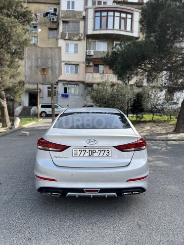 Hyundai Avante 2016, 111,000 km - 1.6 л - Bakı