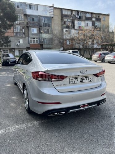 Hyundai Avante 2016, 111,000 km - 1.6 л - Bakı