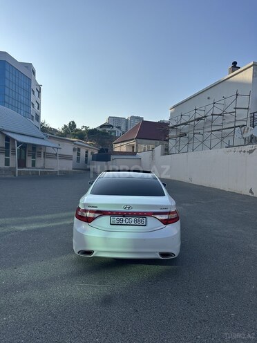 Hyundai Grandeur 2012, 330,000 km - 2.4 л - Bakı