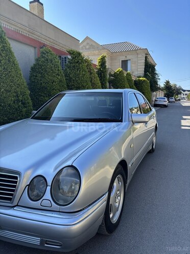 Mercedes E 240 1998, 441,000 km - 2.4 l - Bakı