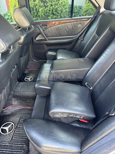 Mercedes E 240 1998, 441,000 km - 2.4 l - Bakı