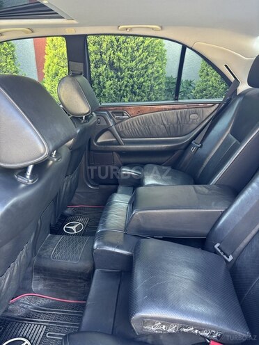 Mercedes E 240 1998, 441,000 km - 2.4 l - Bakı