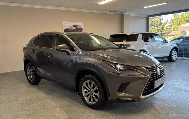 Lexus NX 200-5