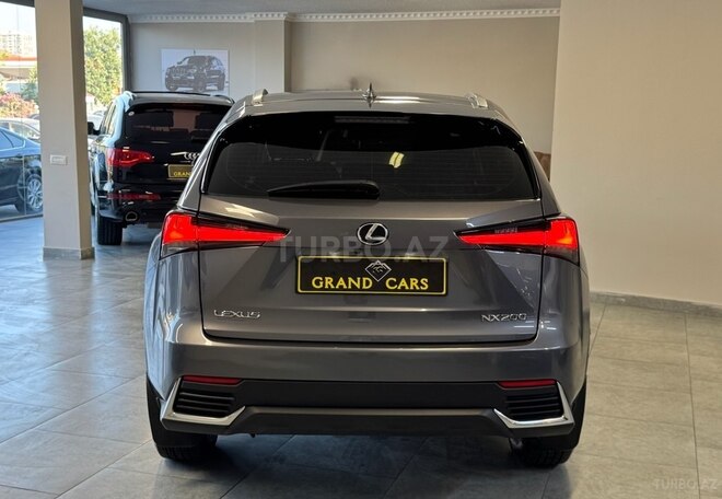 Lexus NX 200-10