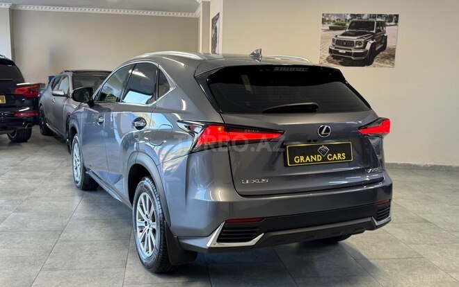 Lexus NX 200-7