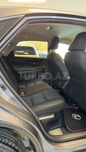Lexus NX 200-19