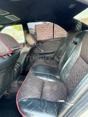 Mercedes E 300 d 1996, 245,000 km - 3.0 l - Bakı