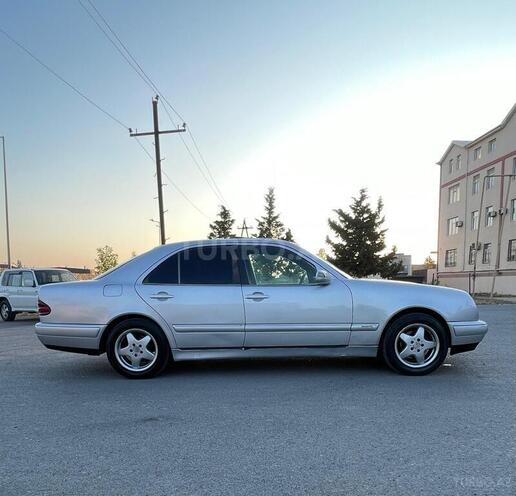 Mercedes E 300 d 1996, 245,000 km - 3.0 l - Bakı