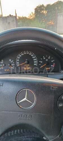 Mercedes E 240 1999, 307,097 km - 2.4 l - Bakı