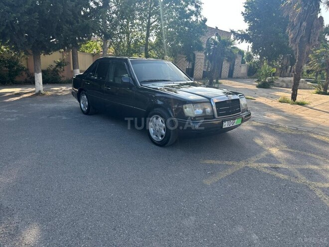 Mercedes E 220 d 1990, 235,487 km - 2.2 l - İmişli