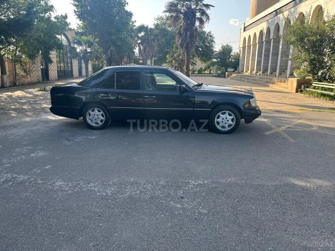 Mercedes E 220 d 1990, 235,487 km - 2.2 l - İmişli