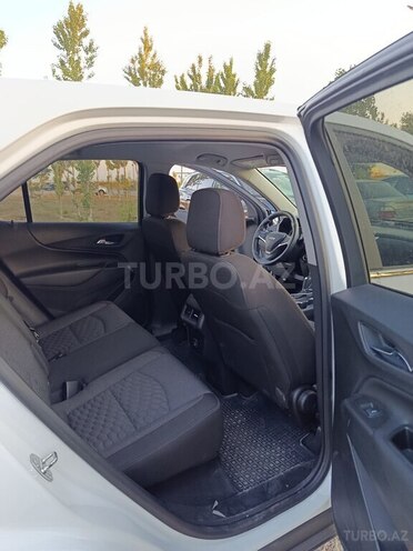 Chevrolet Equinox-4